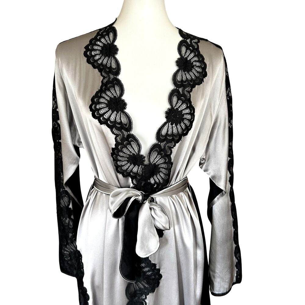 Vintage Fernando Sanchez Silk Lace Robe Pewter Gray Black - Picture 2 of 10